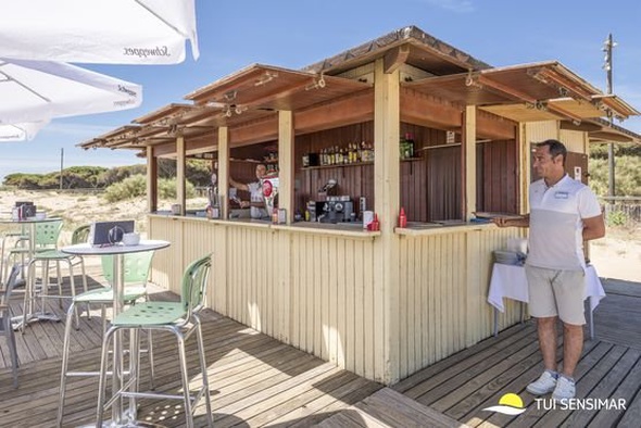 Bar sur la plage Hôtel TUI BLUE ISLA CRISTINA PALACE Isla Cristina, Huelva, Espagne
