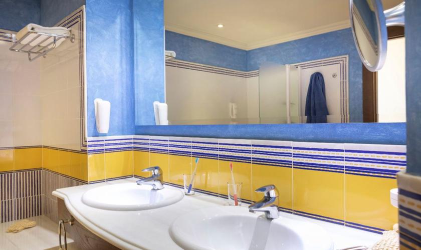 CHAMBRE DOUBLE STANDARD Hôtel TUI BLUE ISLA CRISTINA PALACE Isla Cristina, Huelva, Espagne CHAMBRE DOUBLE STANDARD Hôtel TUI BLUE ISLA CRISTINA PALACE Isla Cristina, Huelva, Espagne